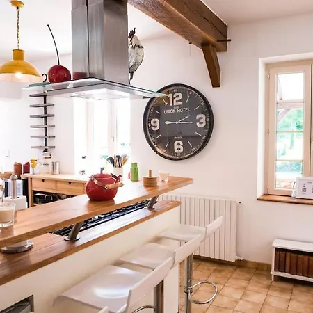Beautiful With Large Gardens And Heated Pool * Sauveterre-la-Lémance