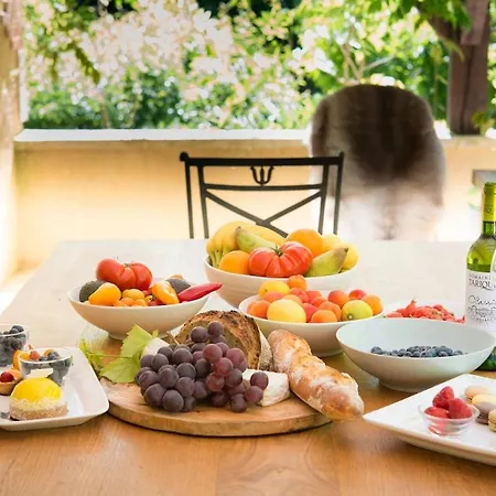 Beautiful With Large Gardens And Heated Pool * Sauveterre-la-Lémance